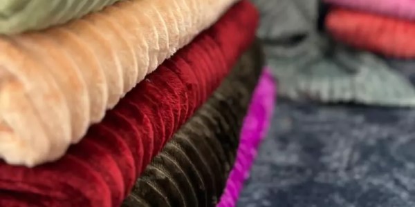 تصویر 1 از قیمت پتو مسافرتی پلیسه + خرید باور نکردنی